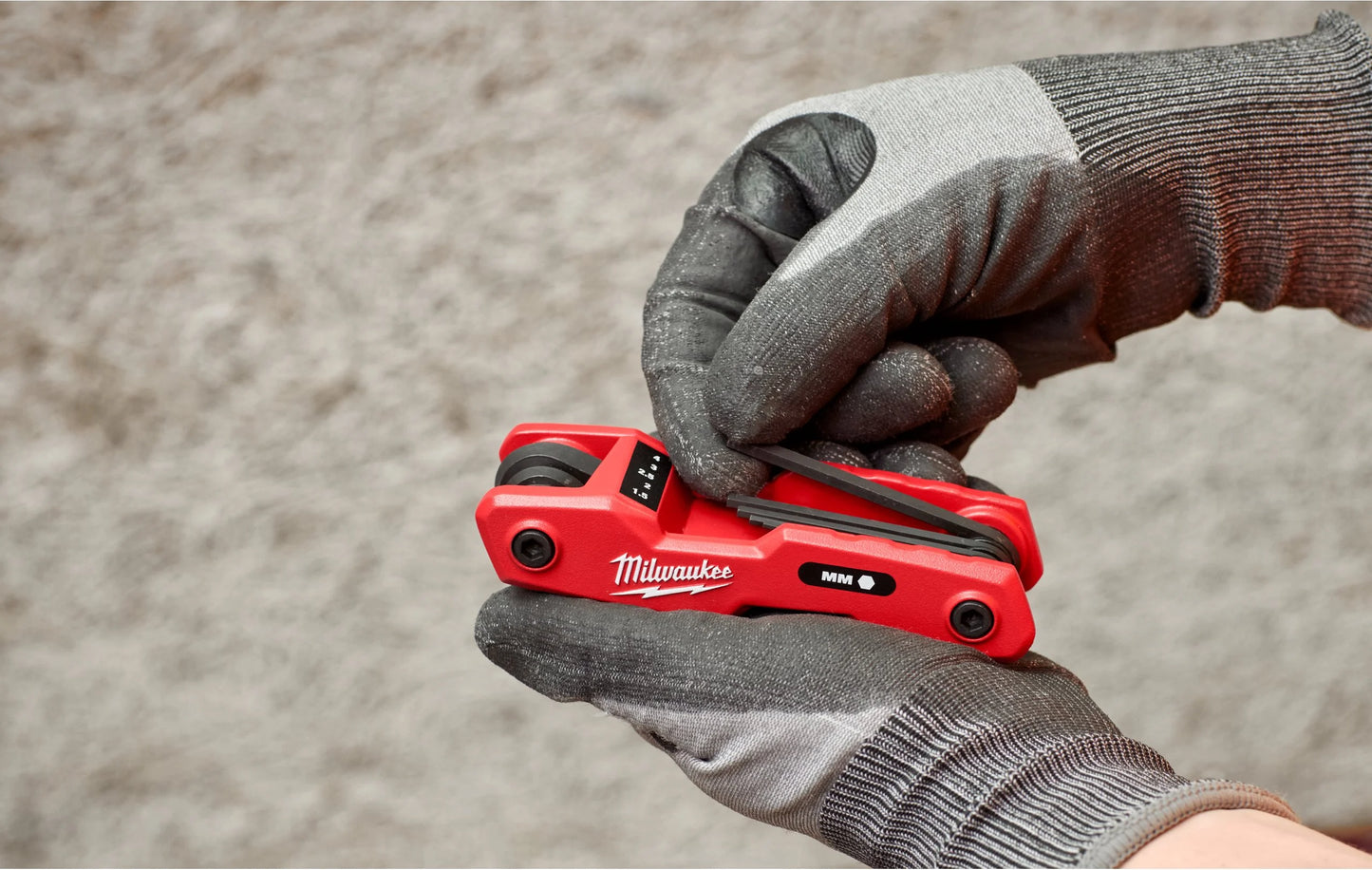 Conjunto especial con herramientas manuales + cargador + bateria + mochila Jobsite Milwaukee