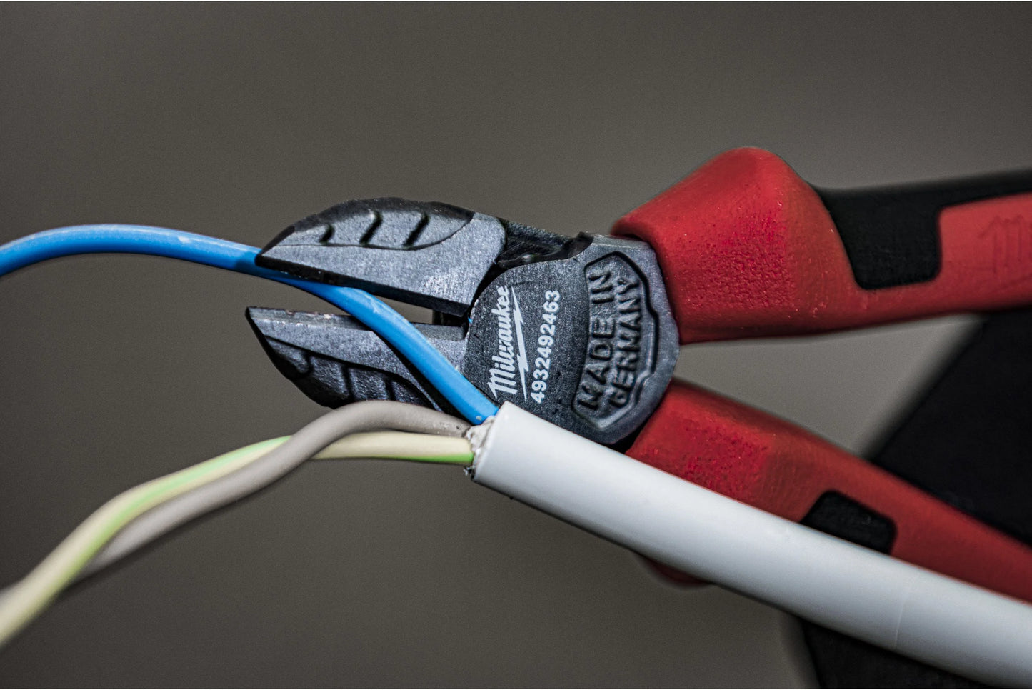 Diagonal cutting pliers 160mm Milwaukee