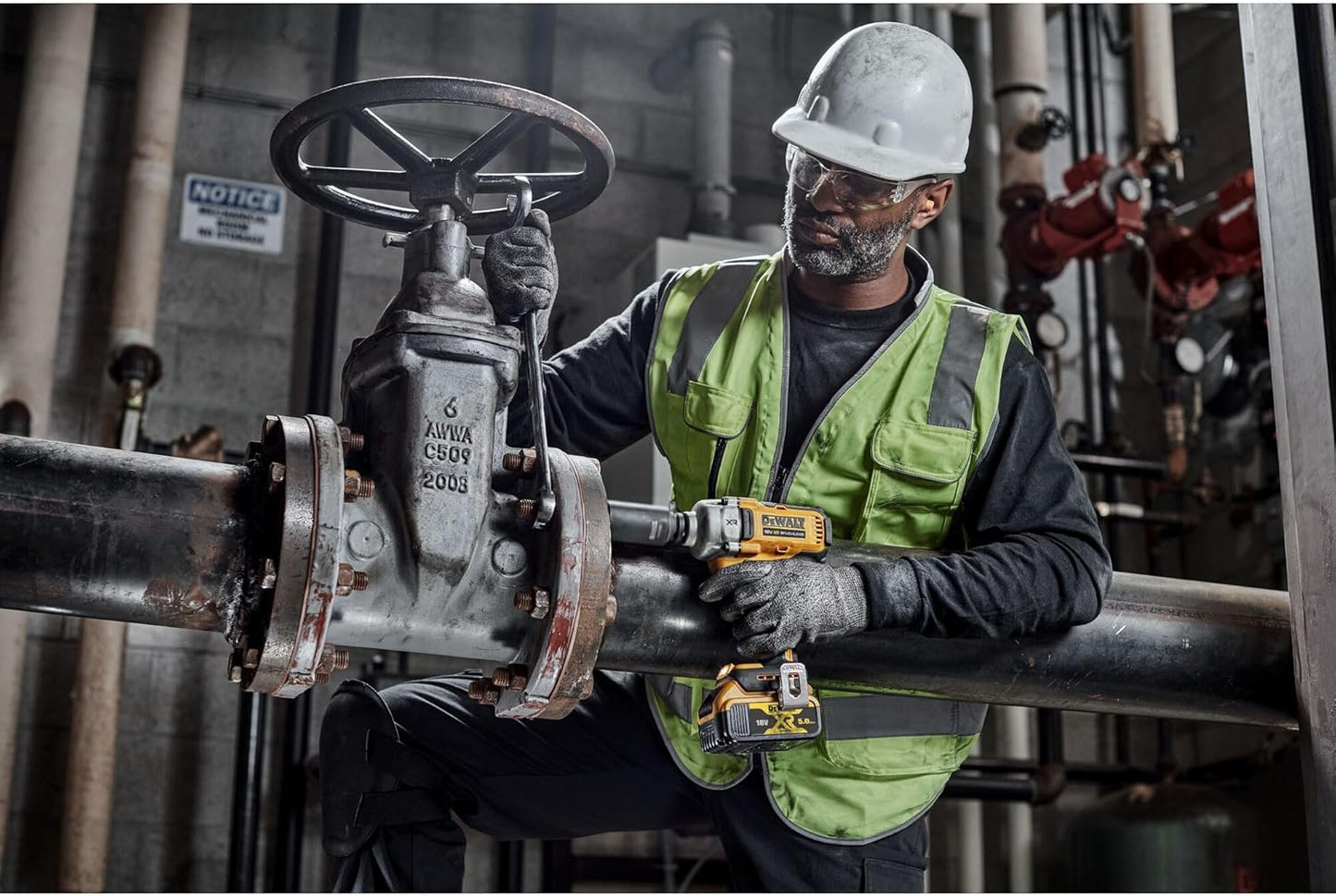 Dewalt DCF891NT 18V 1/2" XR Brushless Impact Wrench with Carrying Case