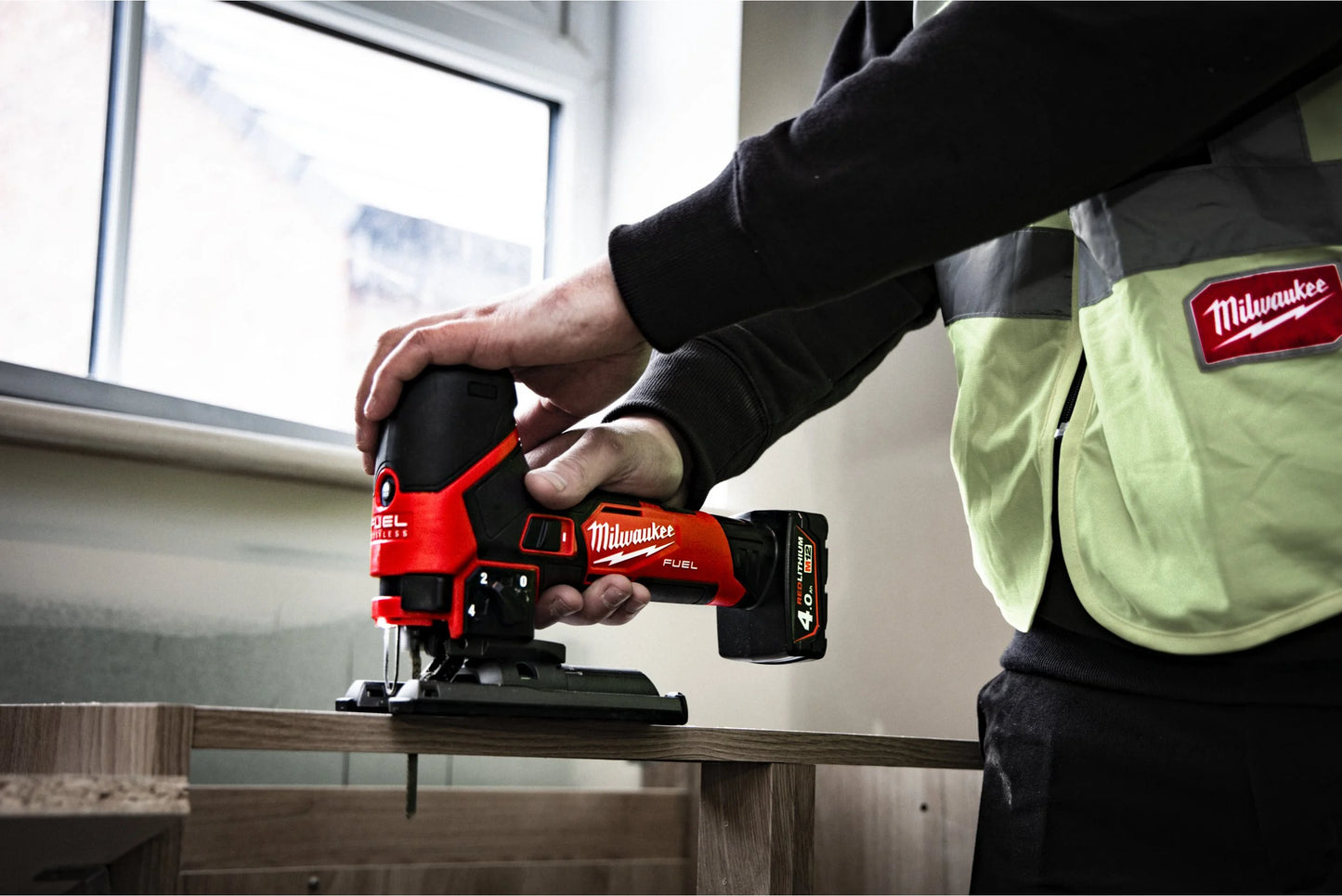 Milwaukee M12 FJS-422X Subcompact M12 FUEL Jigsaw + 2Ah Battery + 4Ah Battery + Charger + Case