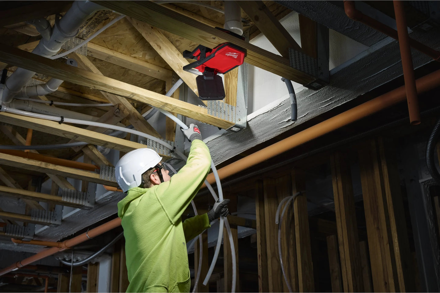 Milwaukee M18 PAL2-0 Pivoting Area Light