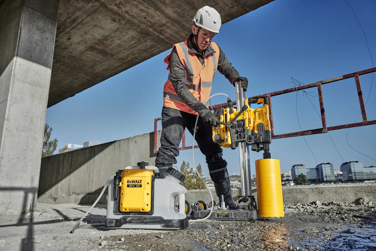 DeWalt DCE6820N-XJ — foto de uso 4