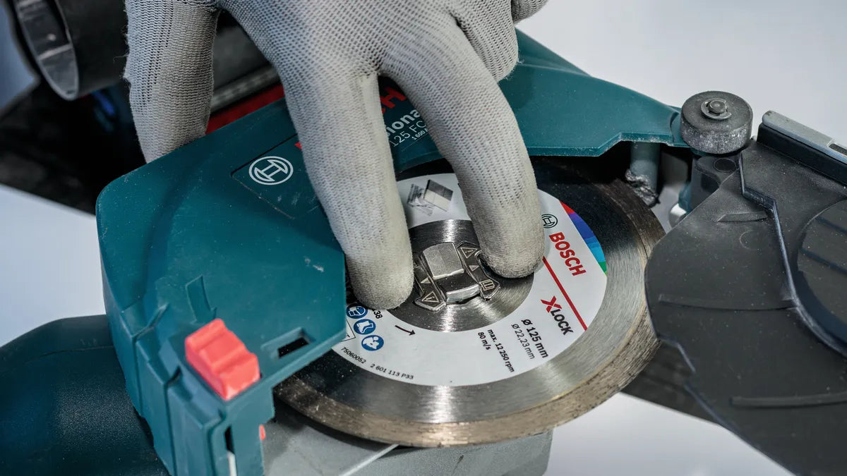 Bosch Ceramic 110mm X-Lock cutting disc